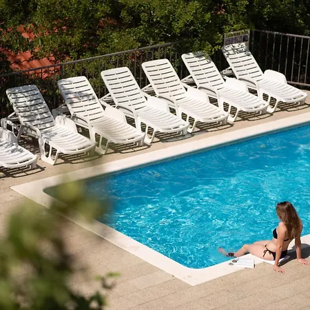 Madunic With Private Swimming Pool Villa *
