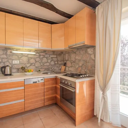 Villa Madunic With Private Swimming Pool