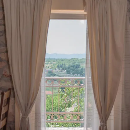 Madunic With Private Swimming Pool Villa Cista Provo