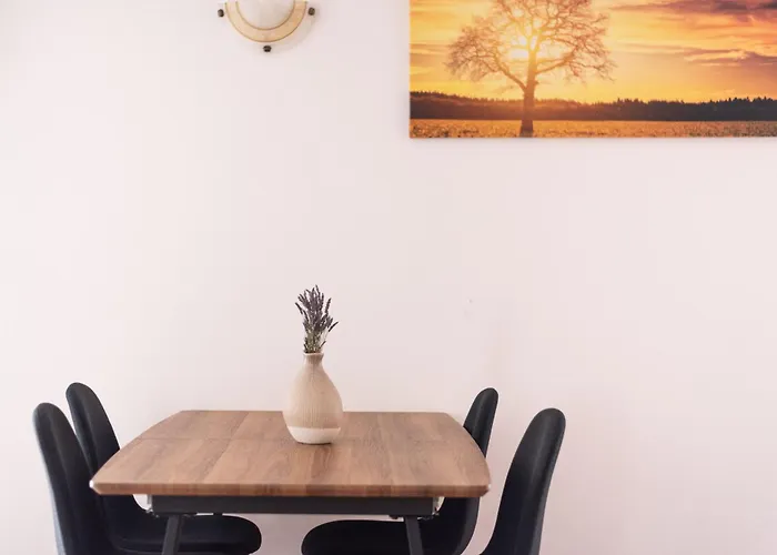 Madunic With Private Swimming Pool *